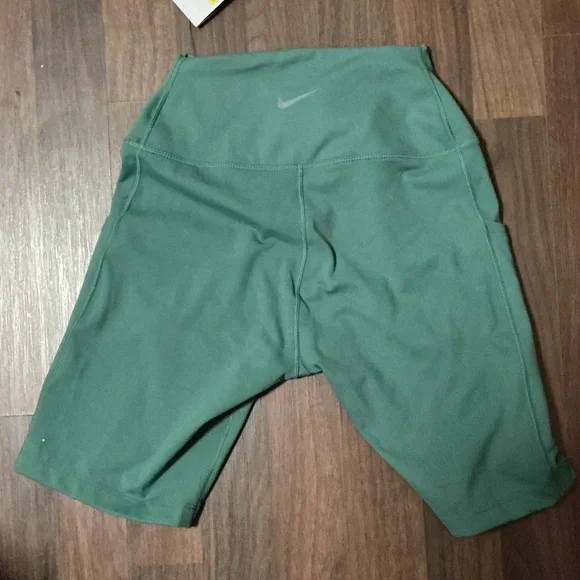 Nike Forest Green Training Shorts - Picture 7 of 16